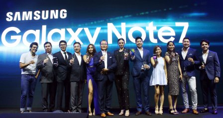 (L-R) Erwan Heussaff Galaxy Note7 ambassador_ Chad Sotelo, Head of Corporate Marketing, SEPCO_ Ivan Pua, Smartphone Category Head, SEPCO_ Minsu Chu, Business Director for IT and mobile, SEPCO...